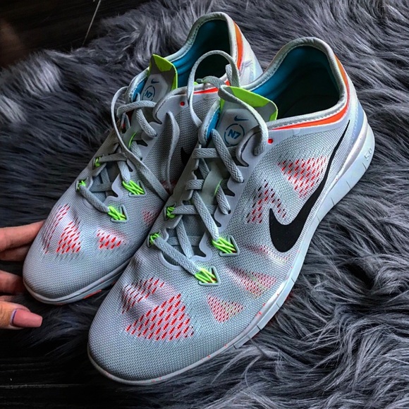 NWOB 🏃🏼‍♀️NIKE FREE 5.0 TR FIT 5 WOMENS SIZE 10 - Picture 4 of 8